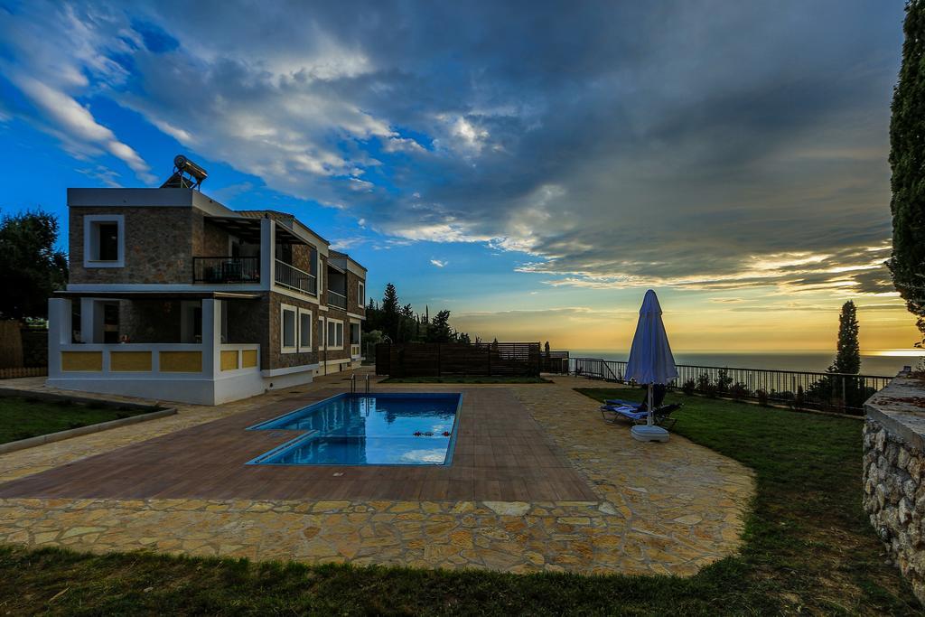 Villa Vera Áyios Nikítas Kamer foto