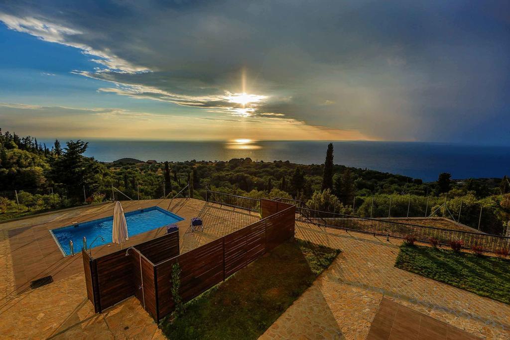 Villa Vera Áyios Nikítas Kamer foto