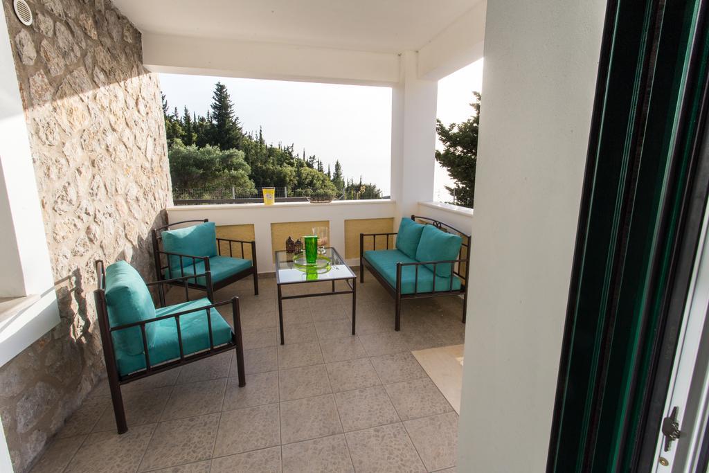 Villa Vera Áyios Nikítas Buitenkant foto