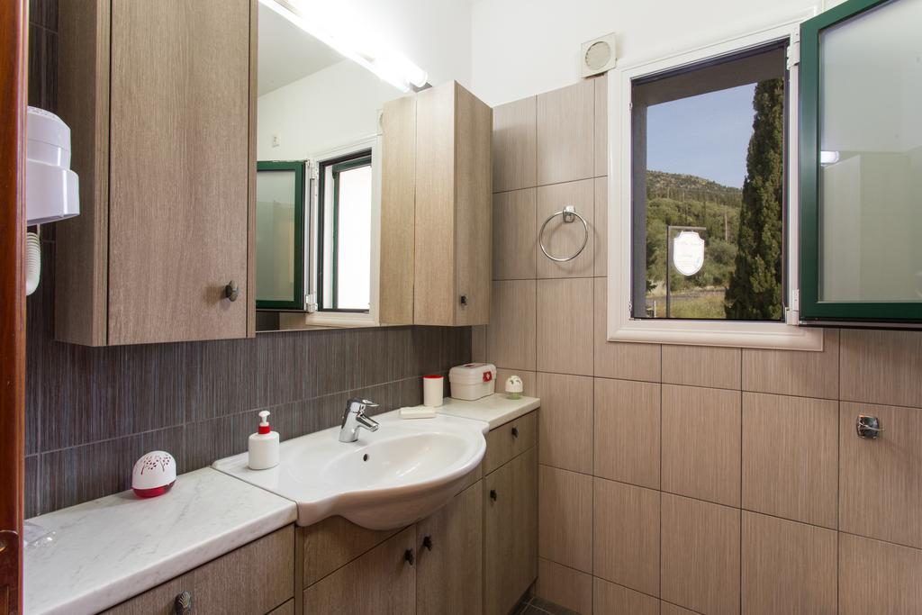 Villa Vera Áyios Nikítas Buitenkant foto