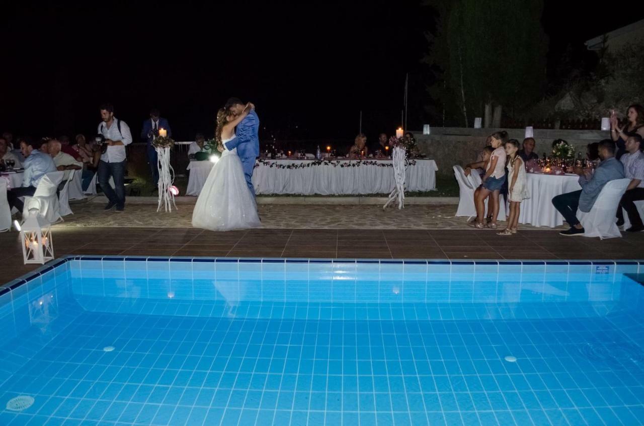 Villa Vera Áyios Nikítas Buitenkant foto